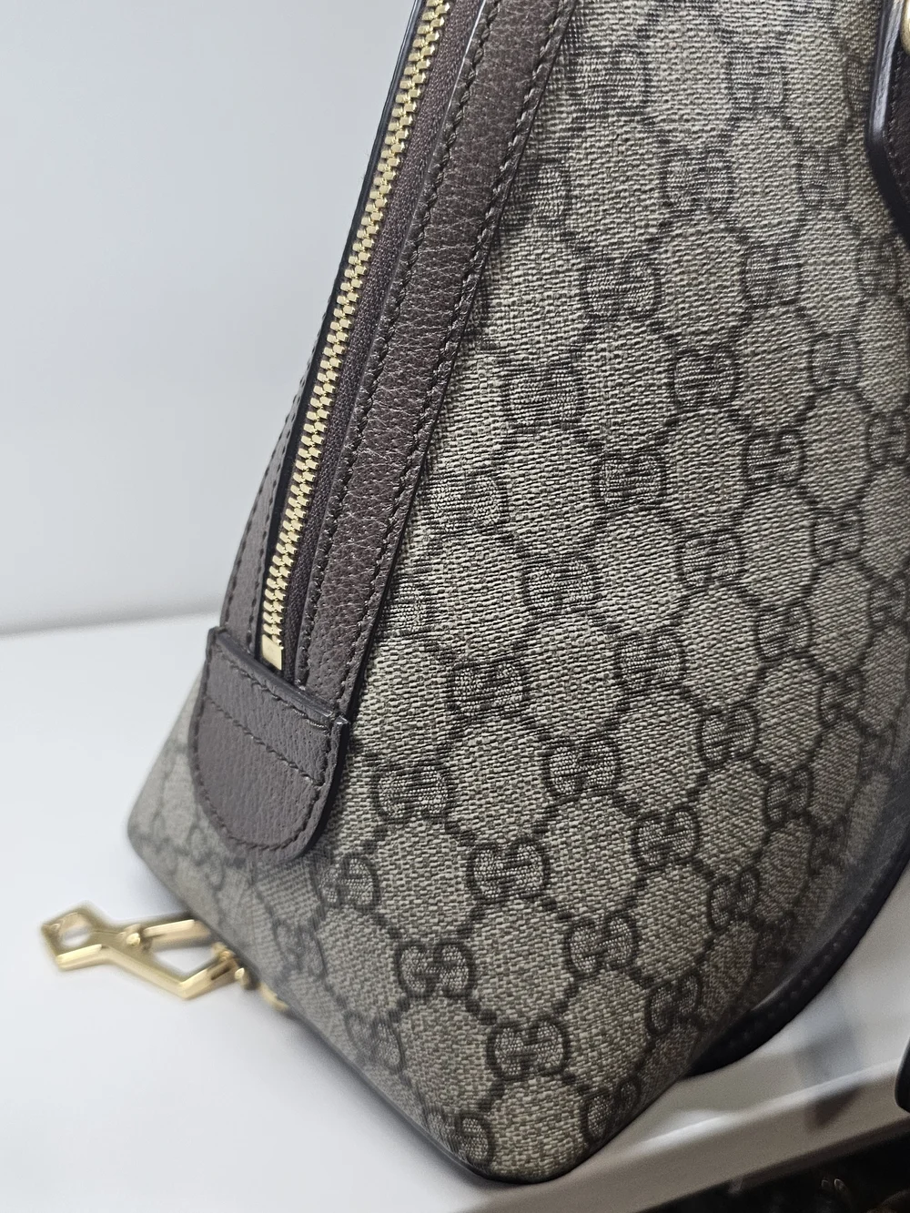 Gucci shoulder bag